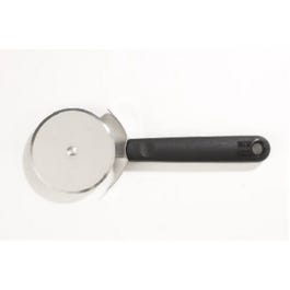 Pizza Cutter With Finger Guard
